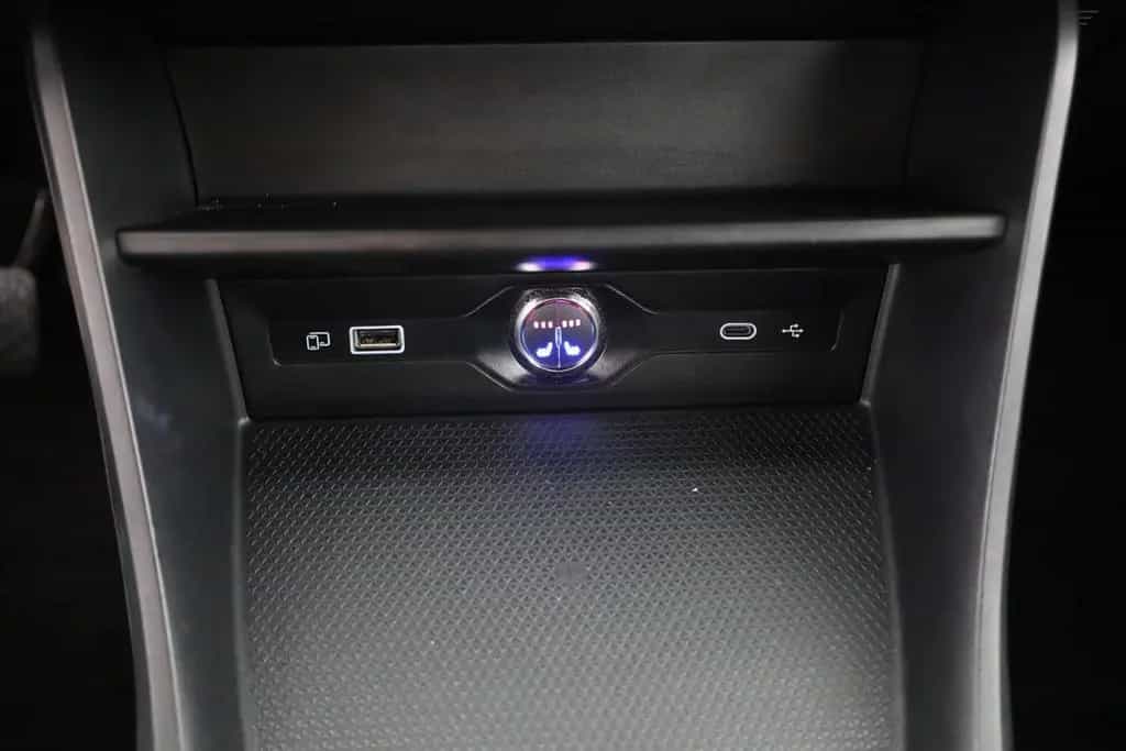 MG MG3 1.5 Comfort LED Navi Kamera 04/2025-photo-13