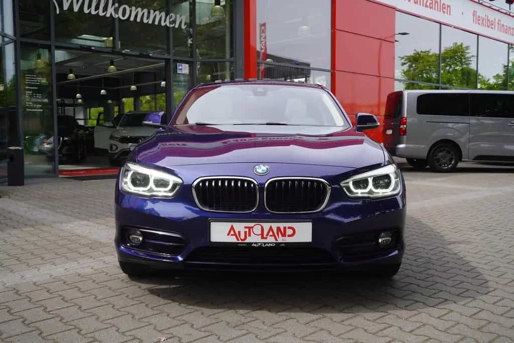 BMW 118 i Advantage LED Sitzheizung Klimaaut. 12/2017-photo-2