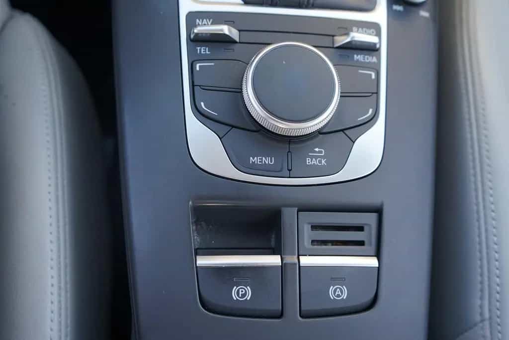 Audi A3 Sportback 1.8 TFSI quattro S-Tronic ACC Xenon 06/2016-photo-30