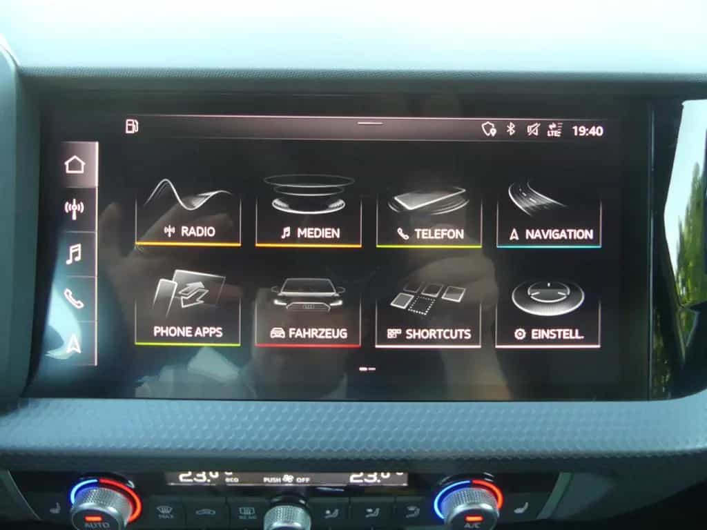 Audi A1 Sportback 30 1.0 TFSI advanced LED ACC Navi 09/2019-photo-10