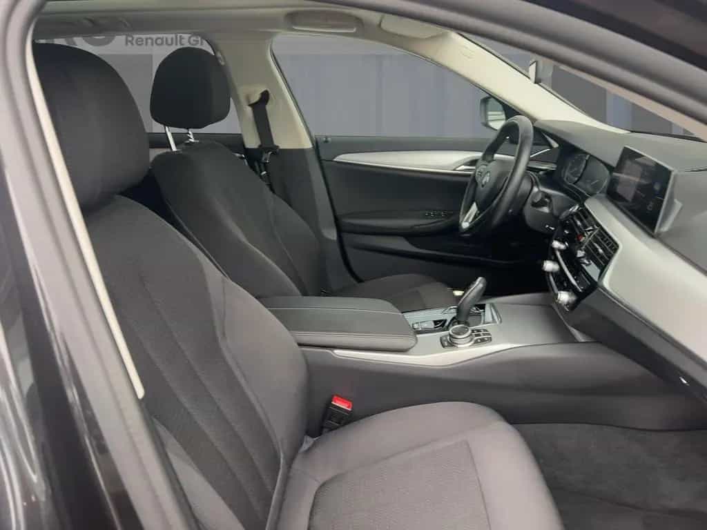 BMW 520 d Touring Facelift 0% Finanzierung 11/2020-photo-7