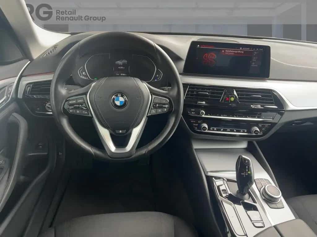 BMW 520 d Touring Facelift 0% Finanzierung 11/2020-photo-9
