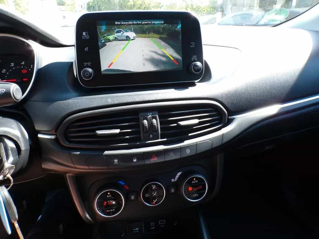 Fiat Tipo Lounge 08/2017-photo-10