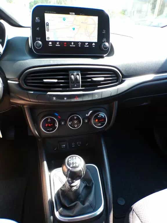 Fiat Tipo Lounge 08/2017-photo-11