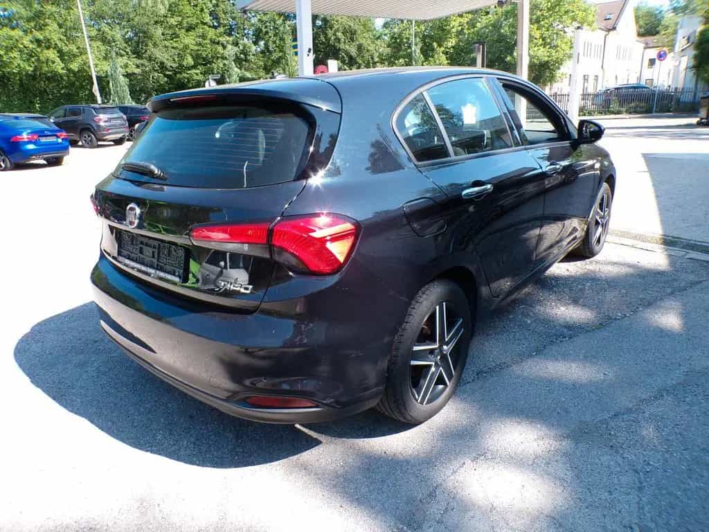 Fiat Tipo Lounge 08/2017-photo-4