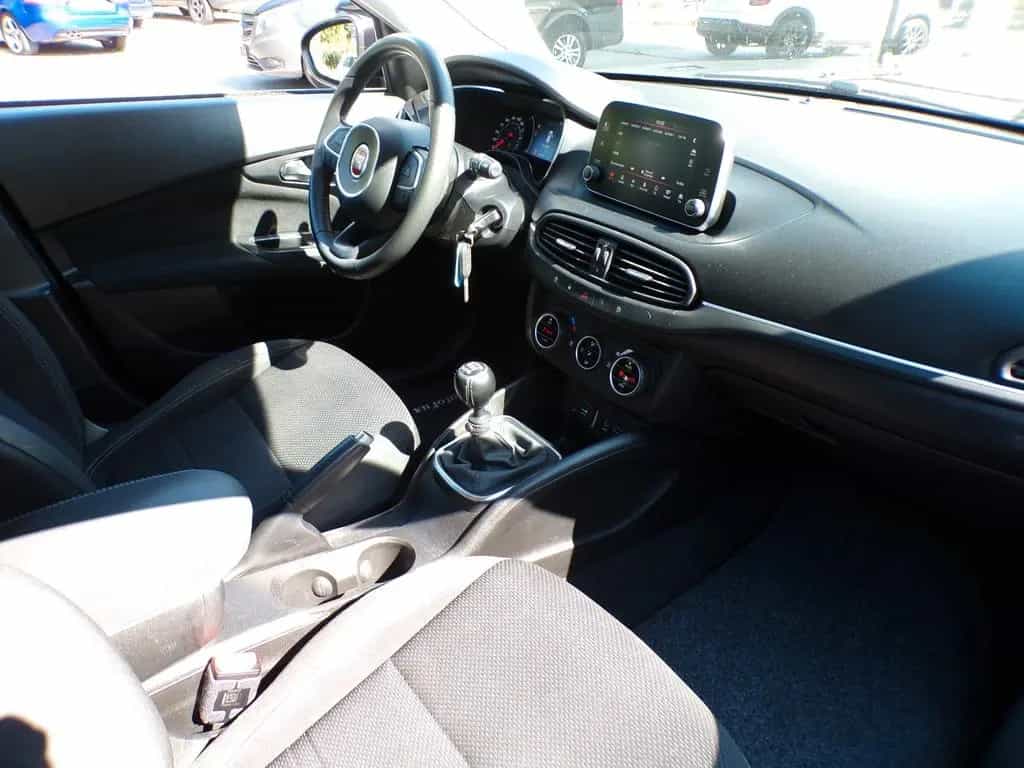 Fiat Tipo Lounge 08/2017-photo-6