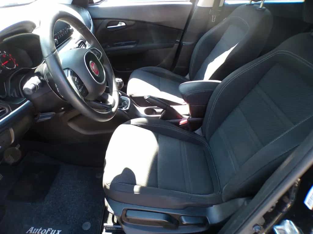 Fiat Tipo Lounge 08/2017-photo-8