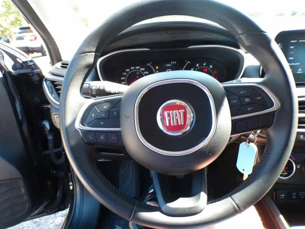 Fiat Tipo Lounge 08/2017-photo-9