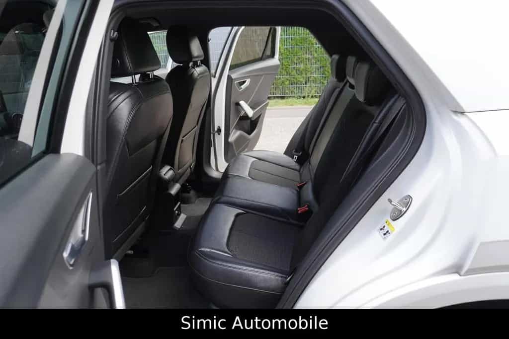 Audi Q2 Sport 1.4 TSI S line LEDER+NAVI+AHK+ALU+PDC 08/2018-photo-14
