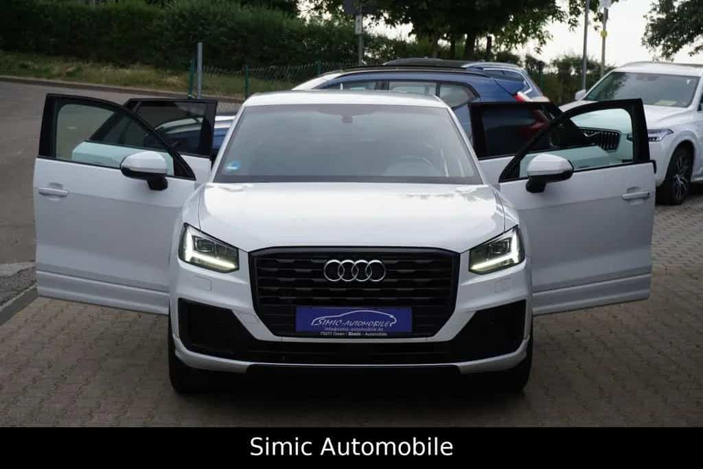 Audi Q2 Sport 1.4 TSI S line LEDER+NAVI+AHK+ALU+PDC 08/2018-photo-4