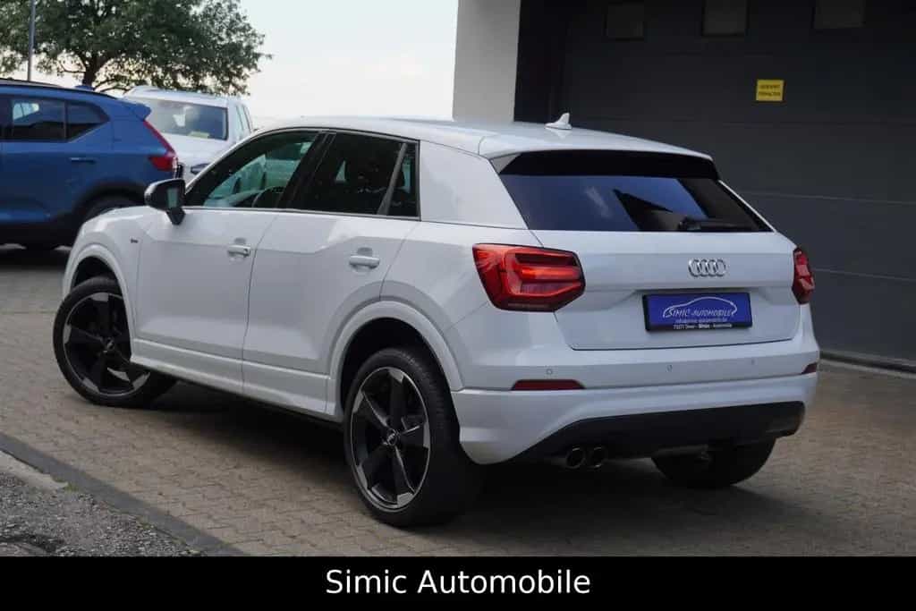 Audi Q2 Sport 1.4 TSI S line LEDER+NAVI+AHK+ALU+PDC 08/2018-photo-7