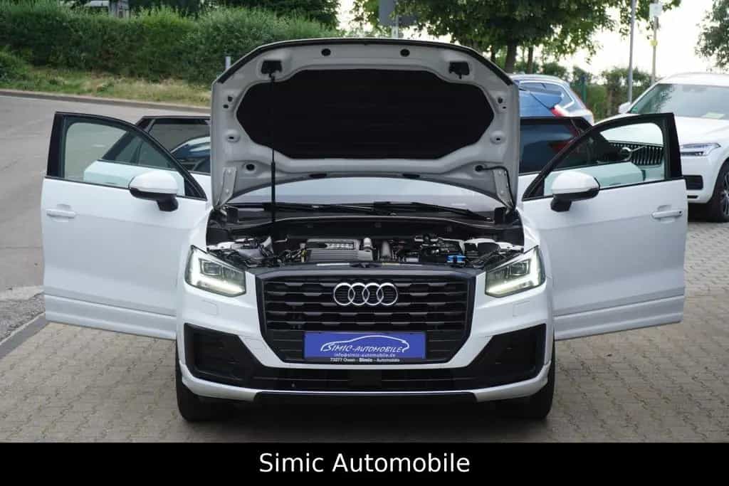 Audi Q2 Sport 1.4 TSI S line LEDER+NAVI+AHK+ALU+PDC 08/2018-photo-9