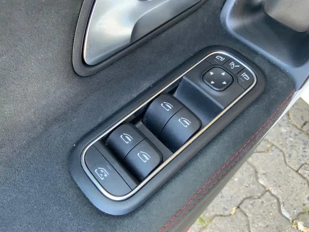 Mercedes-Benz CLA 200 Shooting Brake CLA 200d Shooting Brake AMG/LED/PANO/STANDHZ. 06/2021-photo-26