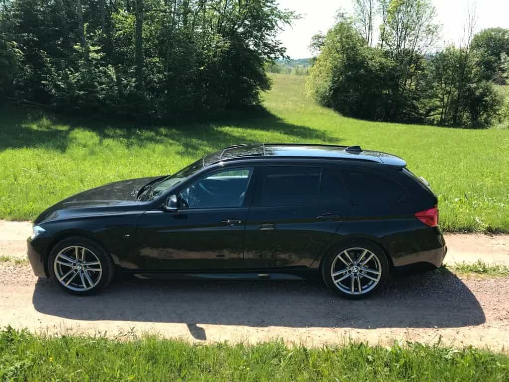 BMW 320 d xDrive Touring M Sport 05/2016-photo-6