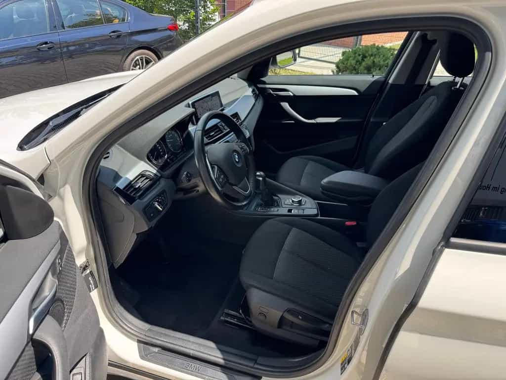 BMW X1 xDrive 25 e Advantage 06/2022-photo-11