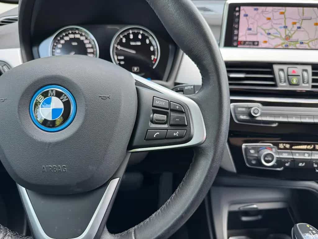 BMW X1 xDrive 25 e Advantage 06/2022-photo-23