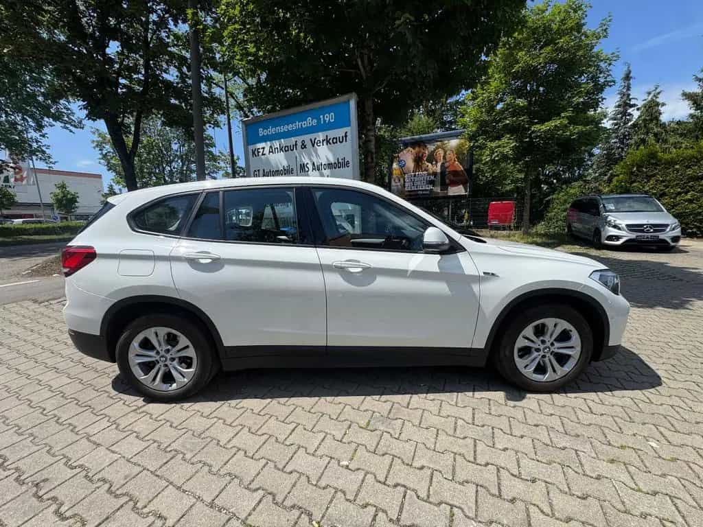 BMW X1 xDrive 25 e Advantage 06/2022-photo-5