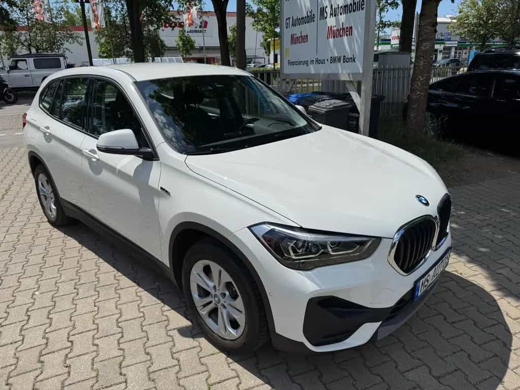 BMW X1 xDrive 25 e Advantage 06/2022-photo-6