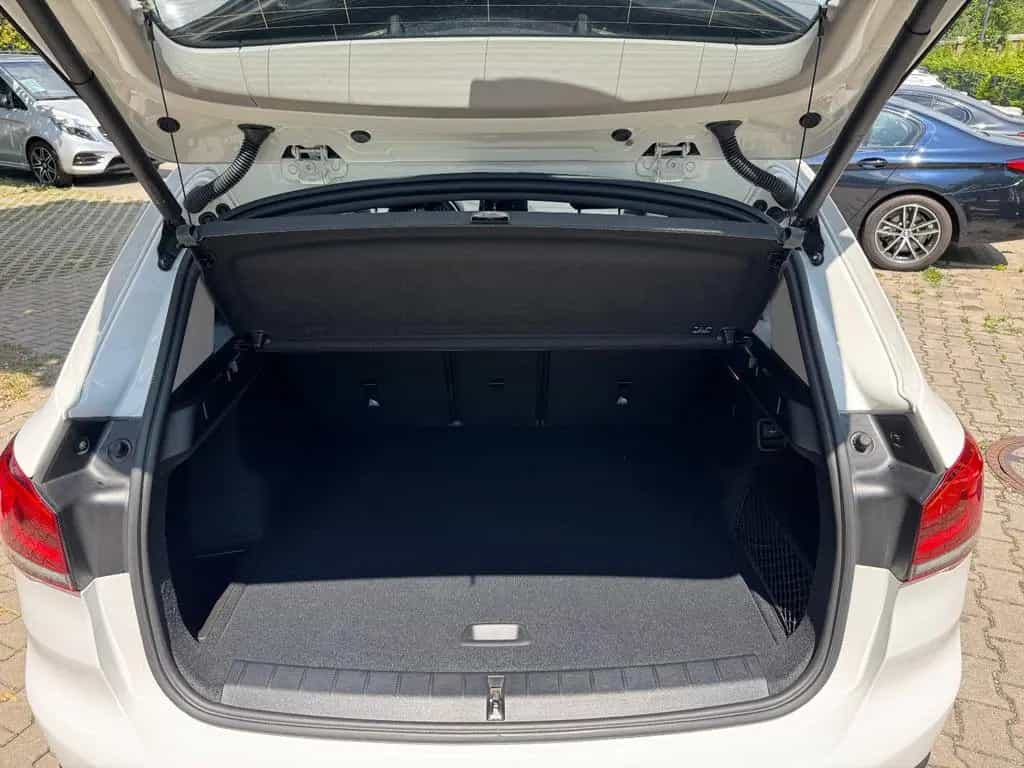 BMW X1 xDrive 25 e Advantage 06/2022-photo-9