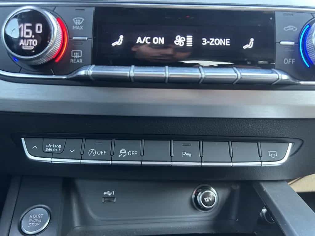 Audi A4 Avant 40 TDI quattro S line / 2.Hand / LED 11/2019-photo-20