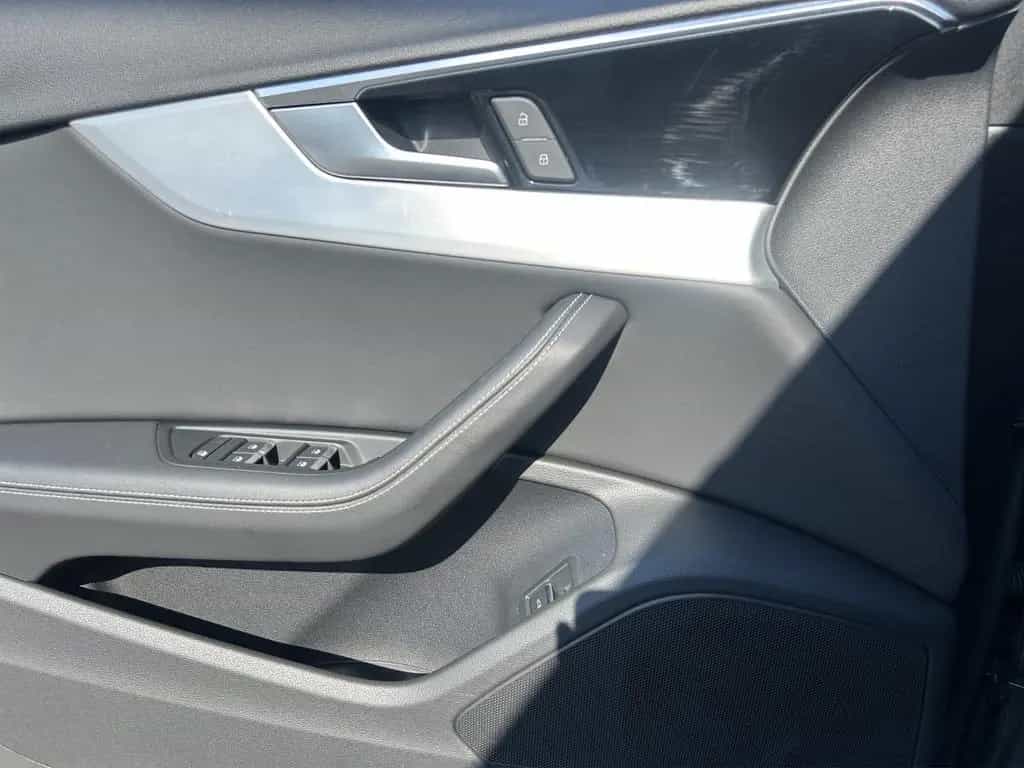 Audi A4 Avant 40 TDI quattro S line / 2.Hand / LED 11/2019-photo-22