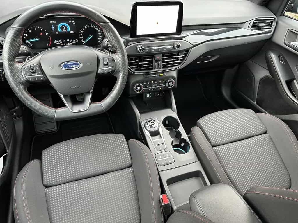Ford Focus 1.5 EB Aut. ST-Line NAV+LED+PANO+B&O+KAM 10/2021-photo-10