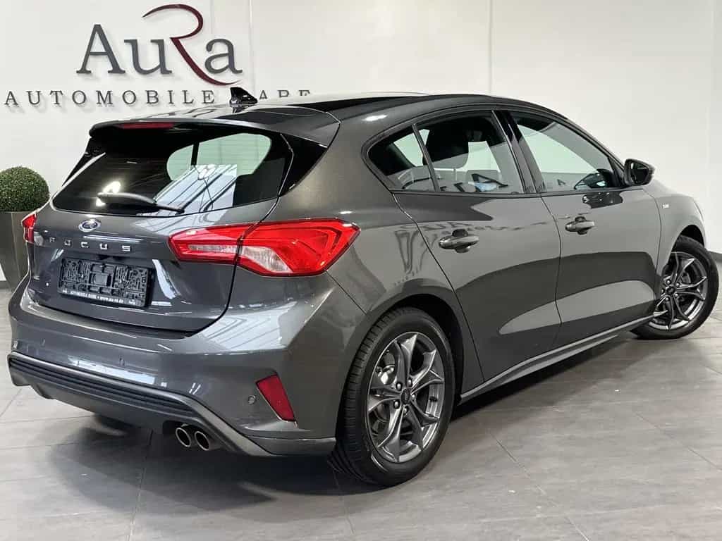 Ford Focus 1.5 EB Aut. ST-Line NAV+LED+PANO+B&O+KAM 10/2021-photo-3