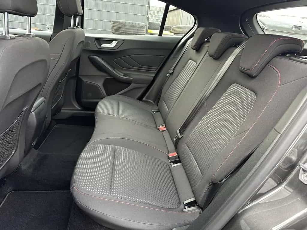 Ford Focus 1.5 EB Aut. ST-Line NAV+LED+PANO+B&O+KAM 10/2021-photo-9