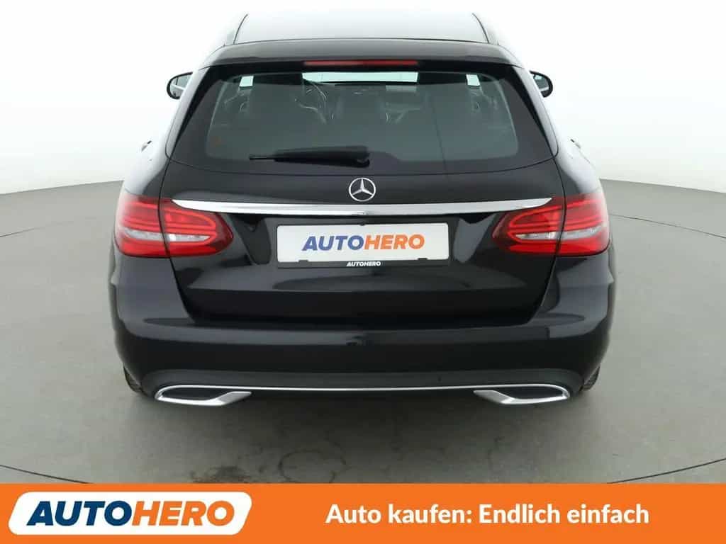 Mercedes-Benz C 180 T Avantgarde Aut.*NAVI*LED*TEMPO*CAM*PDC* 12/2020-photo-4