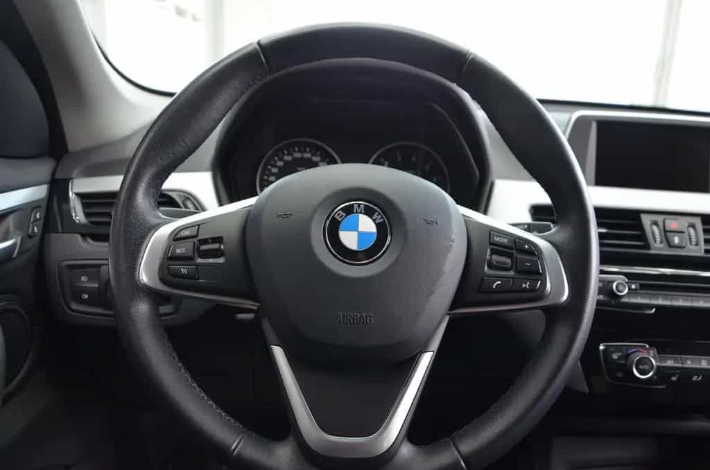 BMW X1 sDrive 18i *AUTOMATIK*AHK*1.HAND*ERST 44TKM!* 04/2016-photo-11