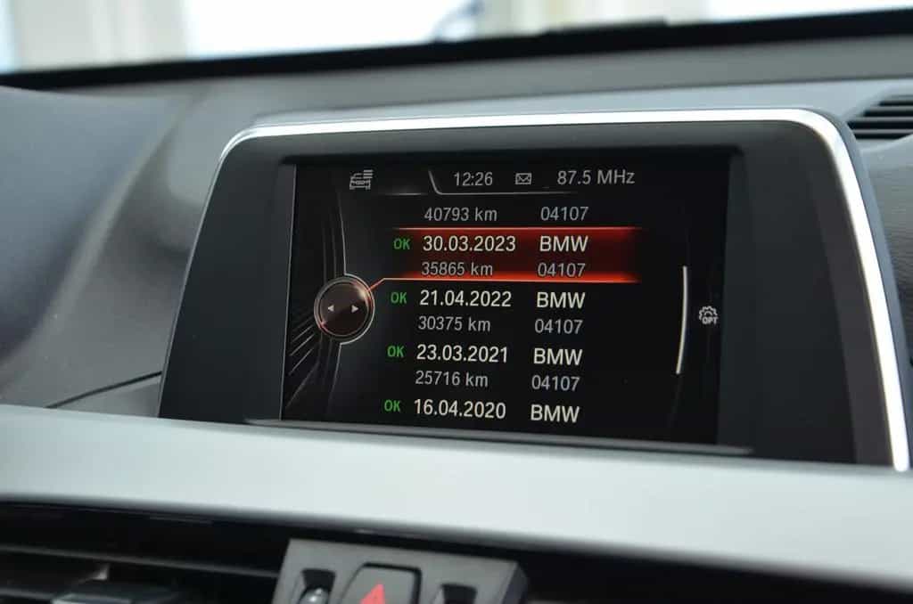 BMW X1 sDrive 18i *AUTOMATIK*AHK*1.HAND*ERST 44TKM!* 04/2016-photo-20
