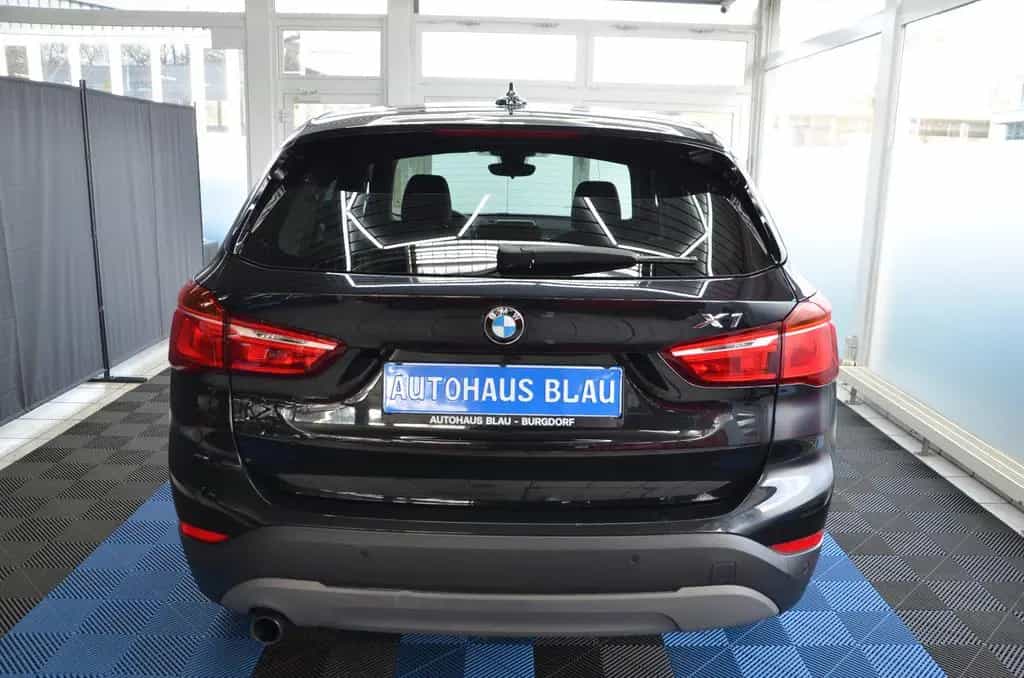 BMW X1 sDrive 18i *AUTOMATIK*AHK*1.HAND*ERST 44TKM!* 04/2016-photo-4