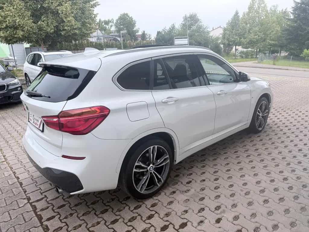 BMW X1 xDrive20i M Sport Aut M19" PANO KAMERA eSitze 09/2017-photo-10