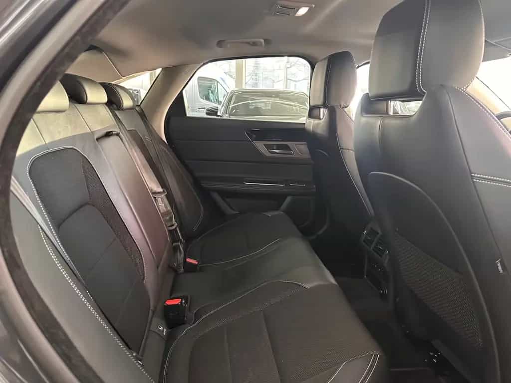 Jaguar XF 30t R-Sport AWD*Kamera*4xSHZ*Totwinkel* 05/2019-photo-10