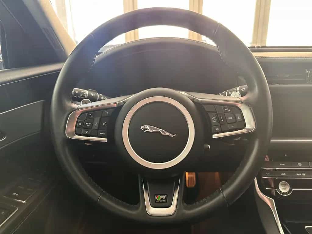 Jaguar XF 30t R-Sport AWD*Kamera*4xSHZ*Totwinkel* 05/2019-photo-12