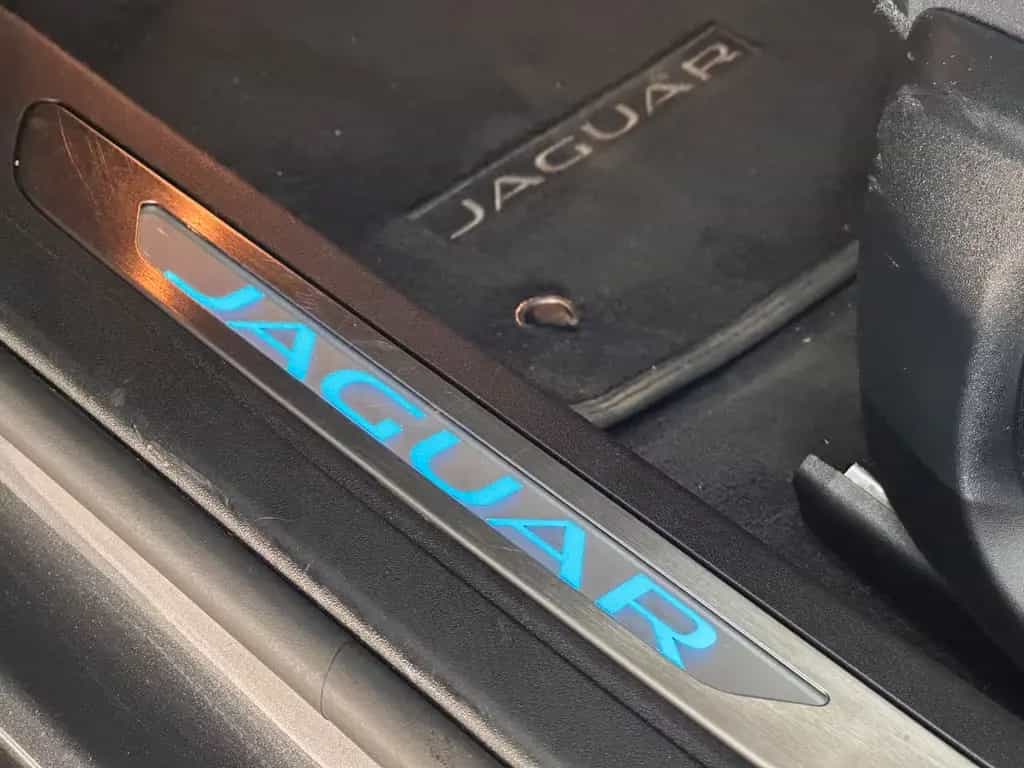 Jaguar XF 30t R-Sport AWD*Kamera*4xSHZ*Totwinkel* 05/2019-photo-18