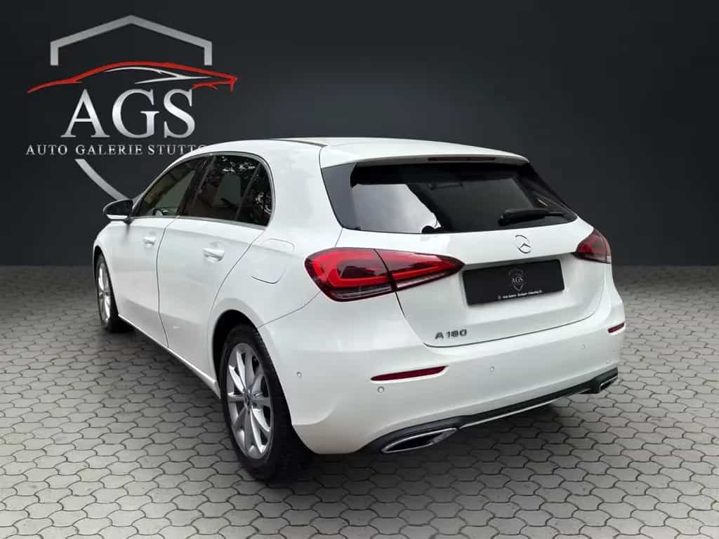 Mercedes-Benz A 180 *TÜV NEU*8FACH*KAM*TEMP* 02/2019-photo-2