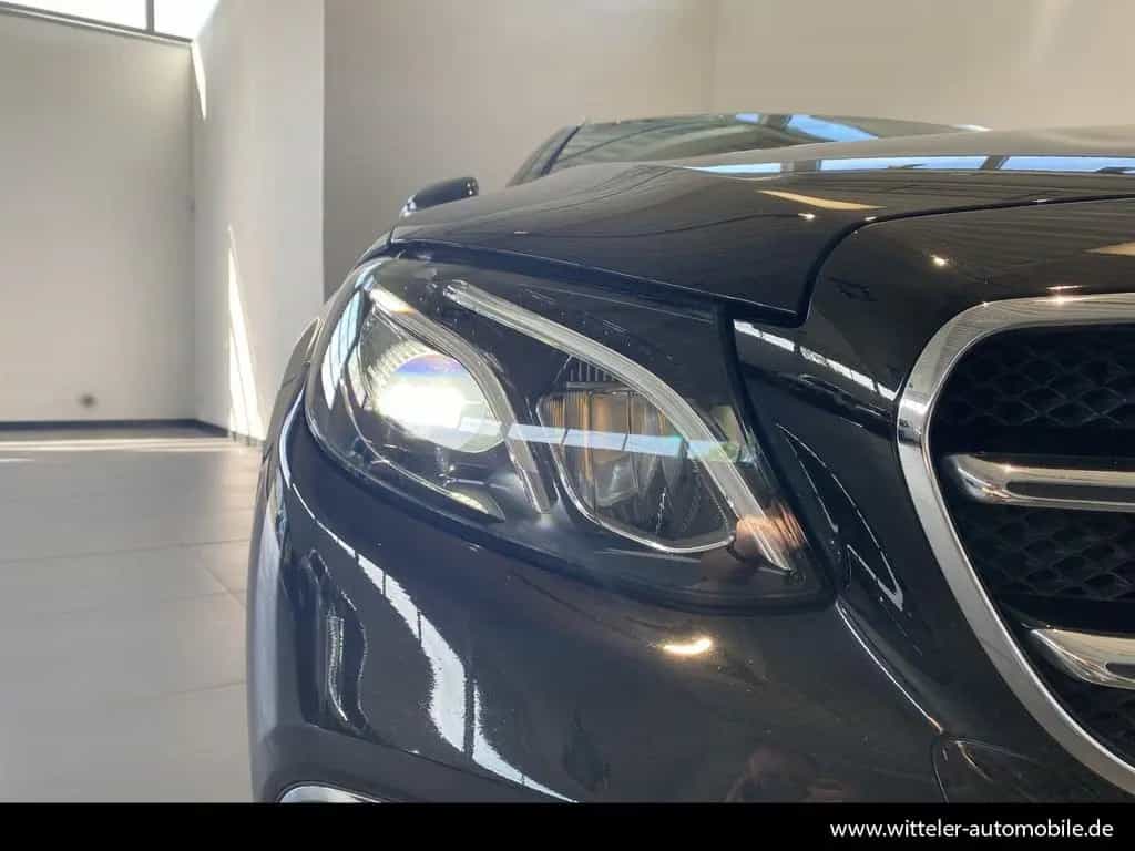 Mercedes-Benz E 220 d T-Modell Avantgarde/AHK/LED/Kamera/SHZ 05/2020-photo-14