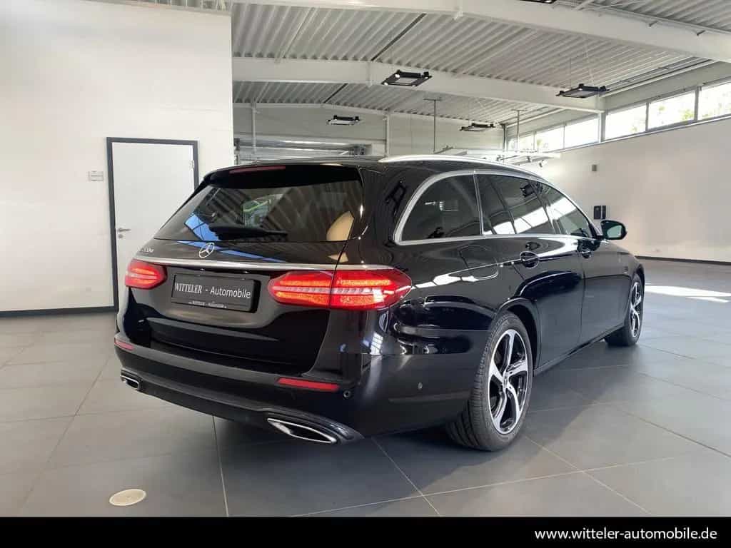 Mercedes-Benz E 220 d T-Modell Avantgarde/AHK/LED/Kamera/SHZ 05/2020-photo-9