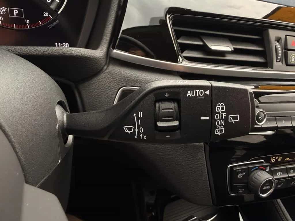 BMW X1 xDrive 20d Sport Line LED AHK PDC SITZ-HZG 11/2018-photo-22