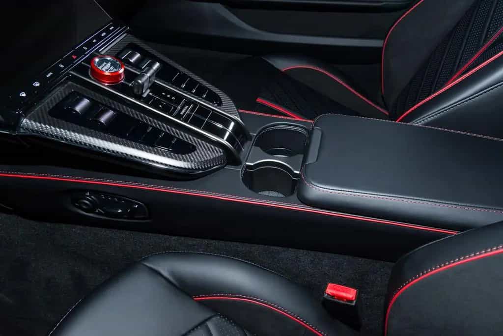 Aston Martin V8 Vantage 4.0 V8 null-photo-27
