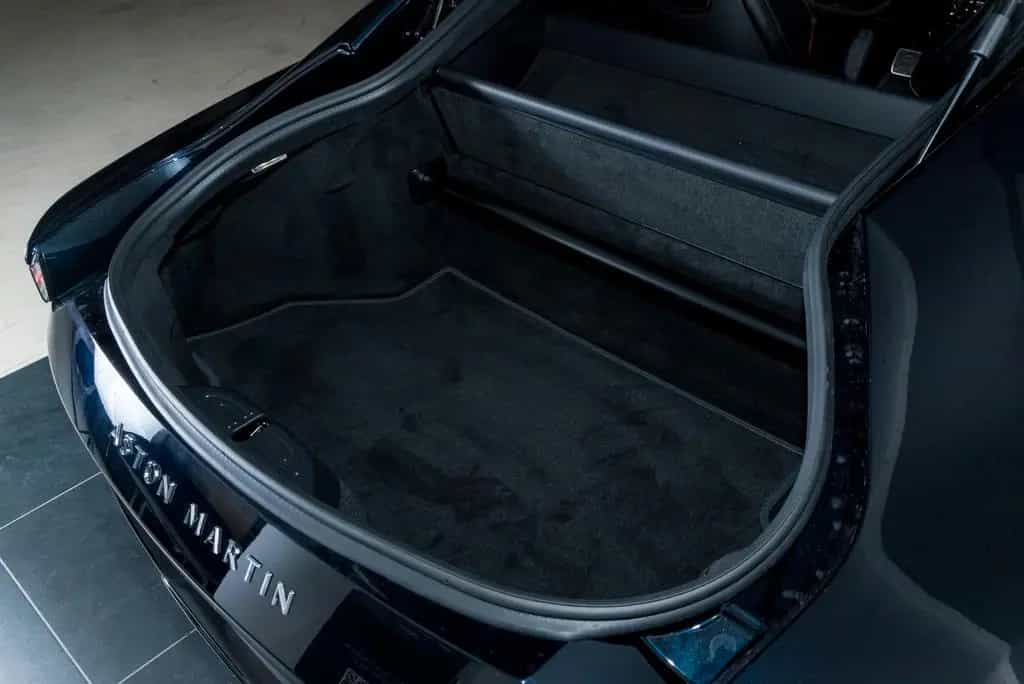 Aston Martin V8 Vantage 4.0 V8 null-photo-48