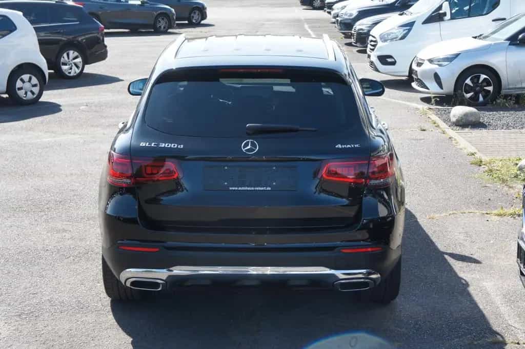 Mercedes-Benz GLC 300 d 4Matic*ACC*HUD*STDHZG*KAM*HIGHEND*19Z 06/2020-photo-5