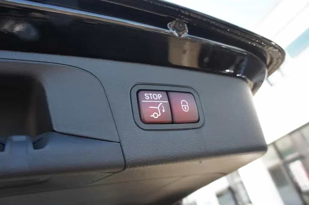 Mercedes-Benz GLC 300 d 4Matic*ACC*HUD*STDHZG*KAM*HIGHEND*19Z 06/2020-photo-7