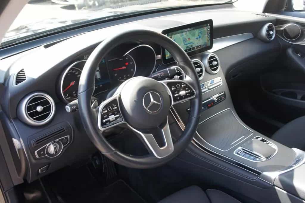 Mercedes-Benz GLC 300 d 4Matic*ACC*HUD*STDHZG*KAM*HIGHEND*19Z 06/2020-photo-9