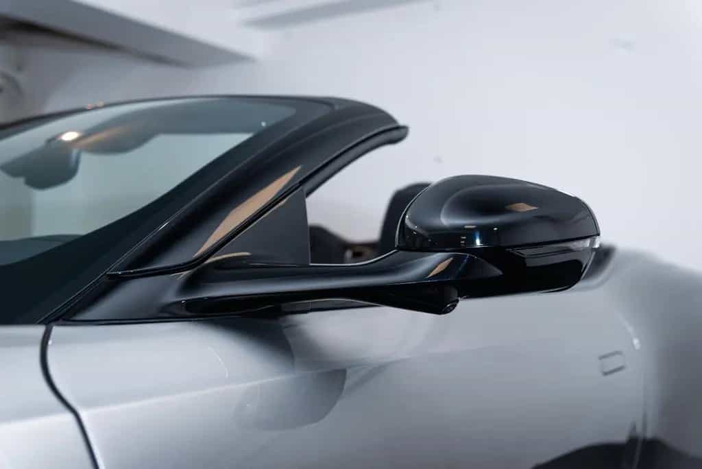 Aston Martin DB12 4.0 V8 Volante null-photo-15