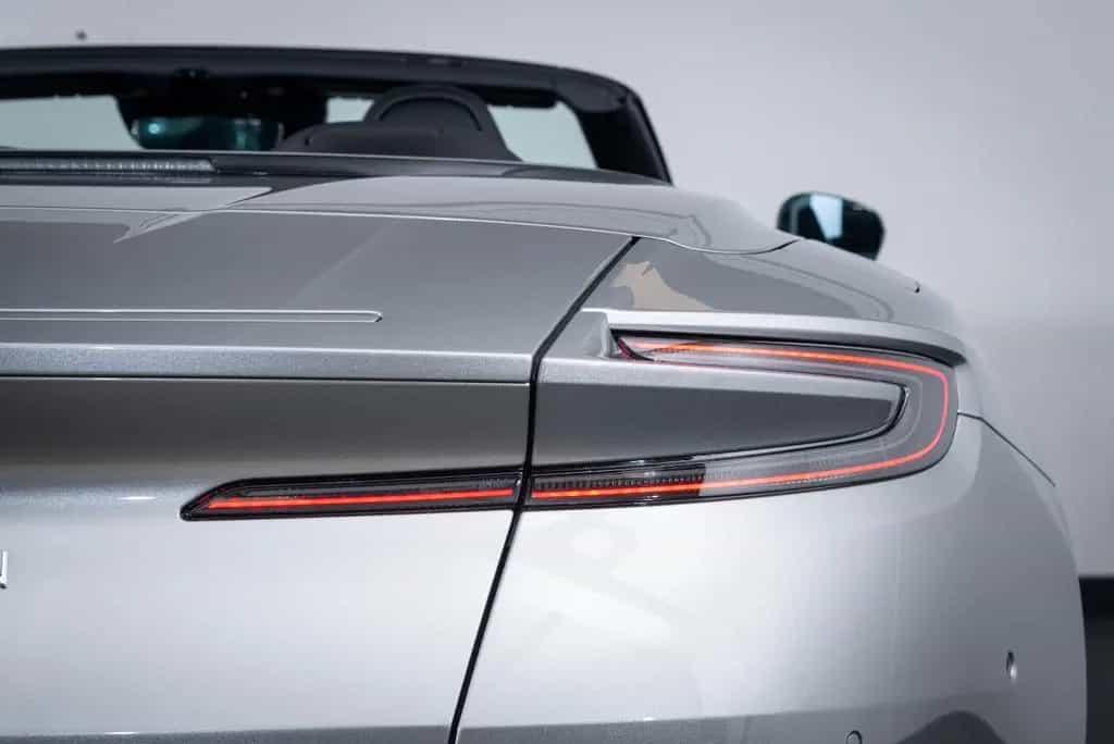 Aston Martin DB12 4.0 V8 Volante null-photo-20