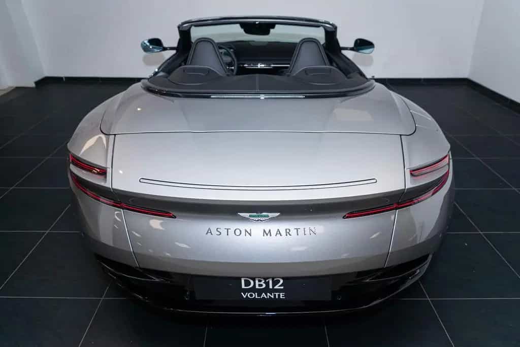 Aston Martin DB12 4.0 V8 Volante null-photo-23