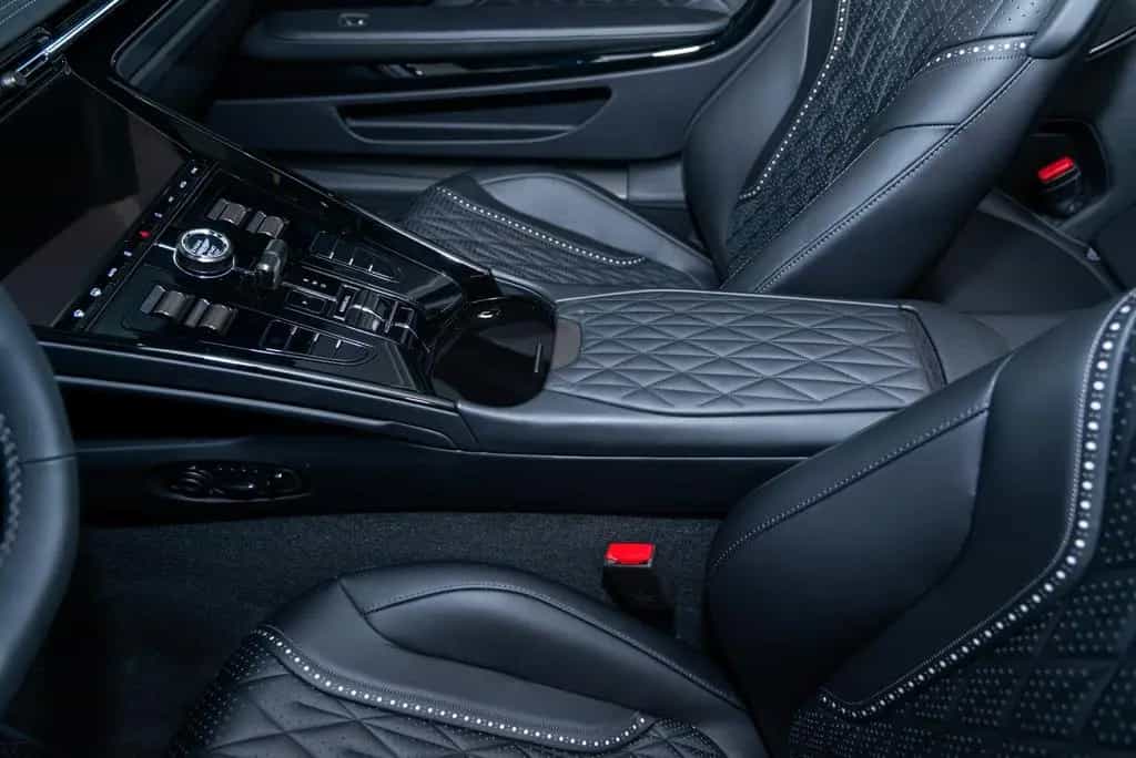 Aston Martin DB12 4.0 V8 Volante null-photo-33