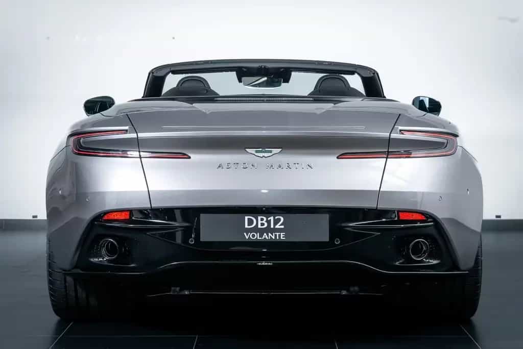 Aston Martin DB12 4.0 V8 Volante null-photo-7